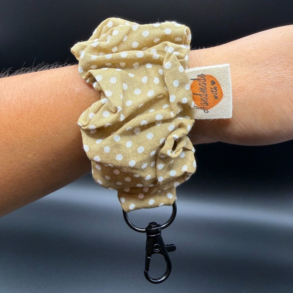 Handmade One Size Scrunchie Key Fob Wristlet Womens Tan Polka Dot Cotton KeyRing